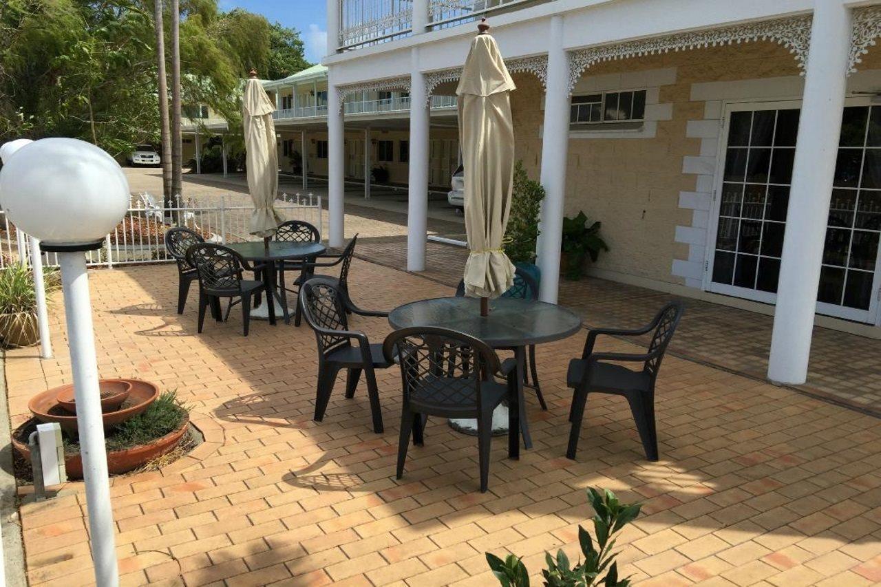 White Lace Motor Inn Mackay Kültér fotó